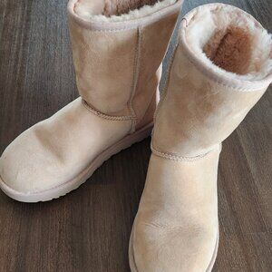UGG Womens' Classic Boot in Pink Size 8